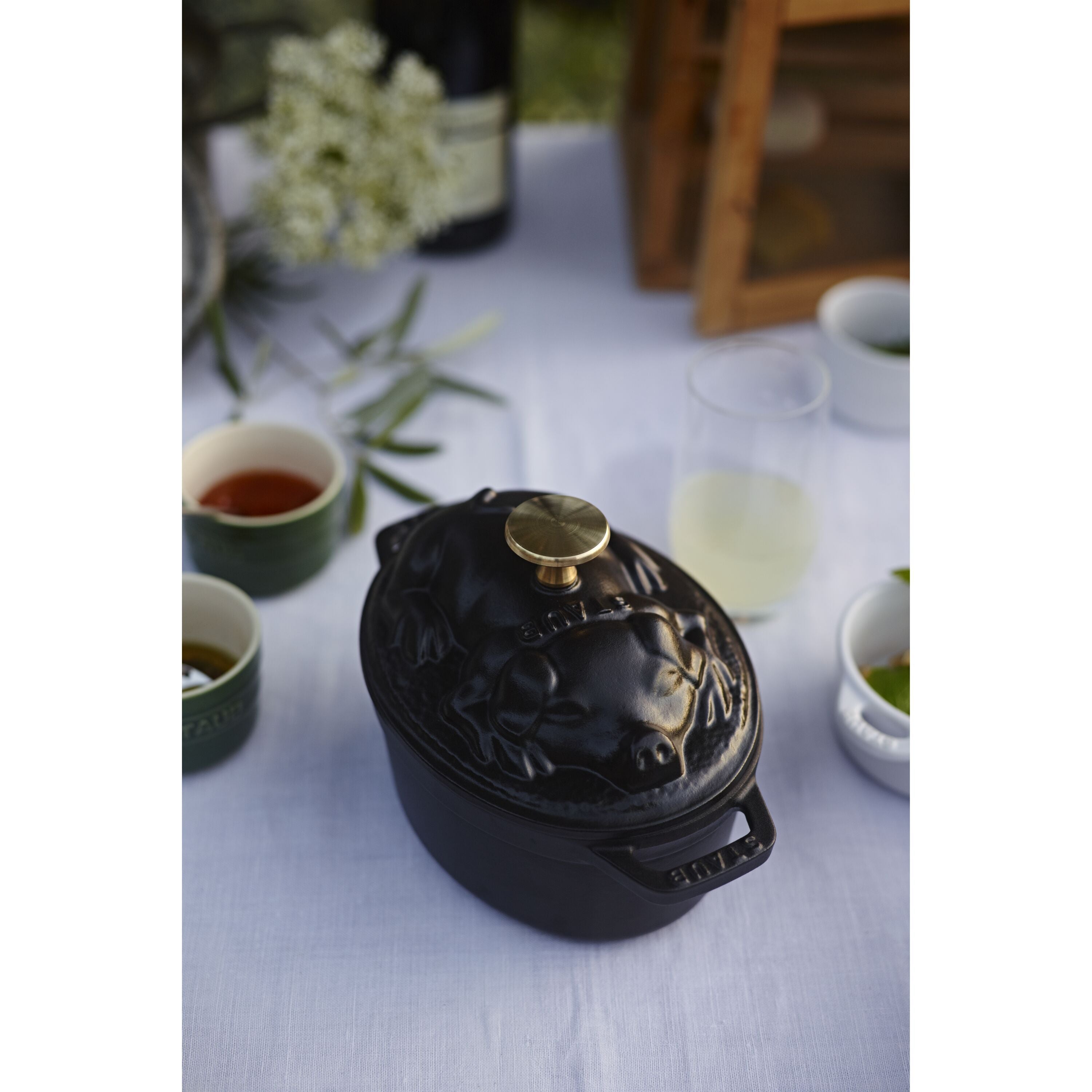 Staub Cocotte Pig lid | oval | cast iron