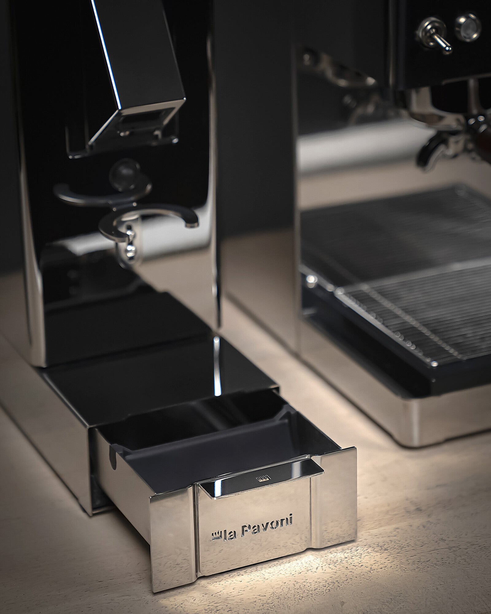 La Pavoni Knock Box sirtar