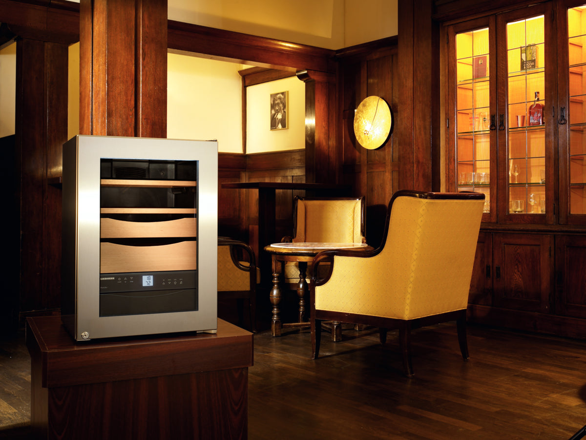 LIEBHERR ZKes 453 humidor za cigare
