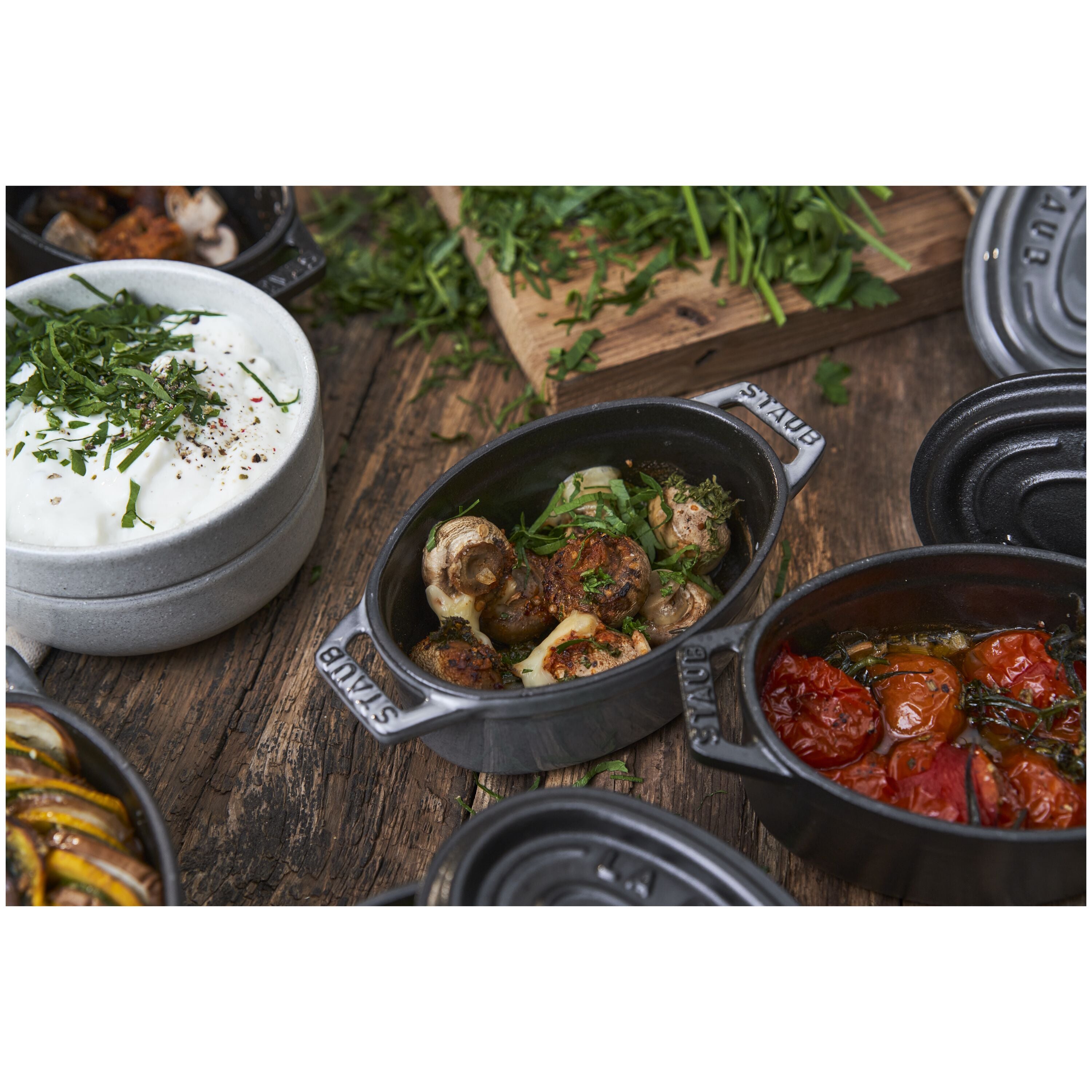 Staub Mini cocotte | oval | cast iron