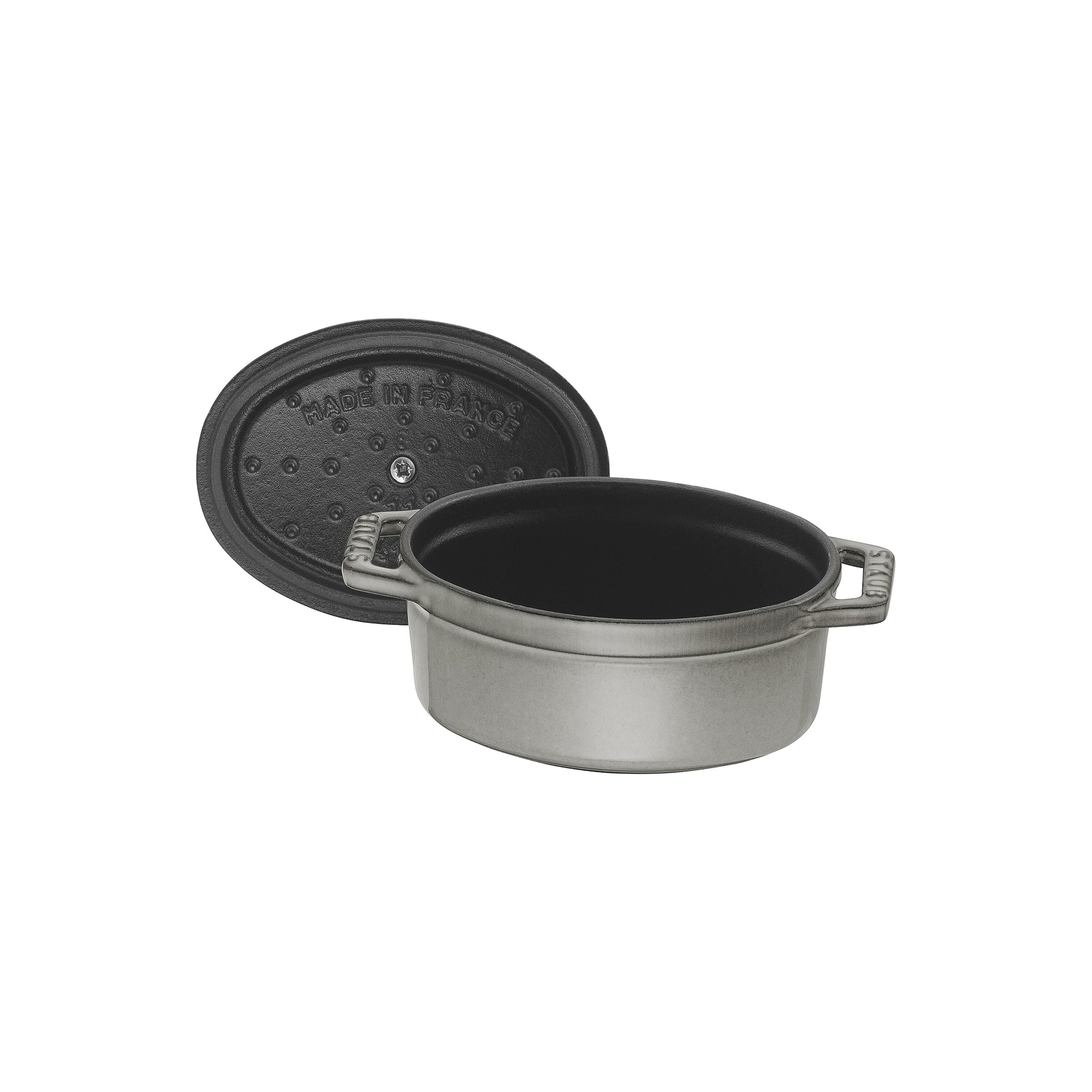 Staub Mini cocotte | oval | cast iron